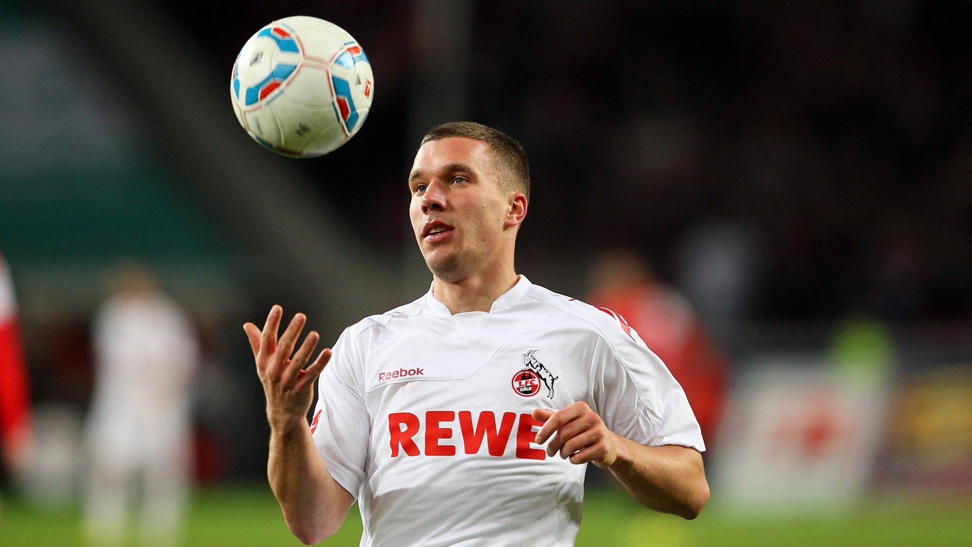 星际对决：未来可能的虚拟现实比赛模式，星际对战平台